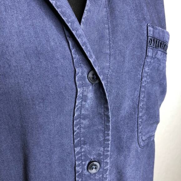 Anthropologie Cloth & Stone dark blue eyelet trim button down top size Medium - Picture 6 of 15